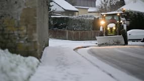 Un tiers nord de la France sera concerné par de la neige et du verglas à partir de la nuit de mardi à mercredi (illustration)