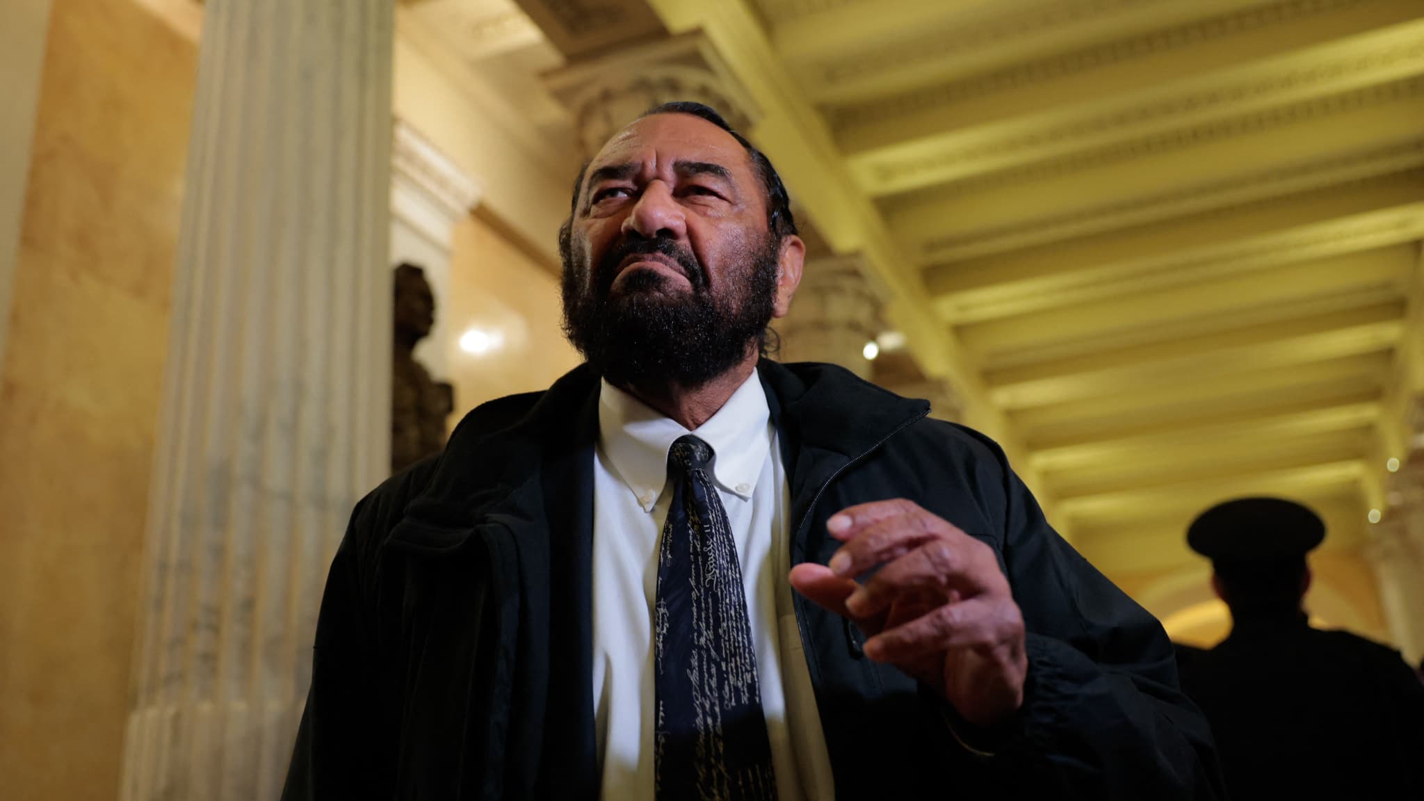Al Green (D-TX) parle aux journalistes après avoir été expulsé de la Chambre des représentants des États-Unis, le 4 mars 2025 à Washington, DC. Al Green (D-TX) parle aux journalistes après avoir été expulsé de la Chambre des représentants des États-Unis, le 4 mars 2025 à Washington, DC.
