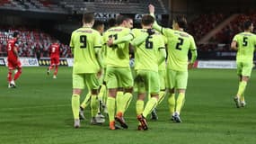 Caen rejoint le PSG