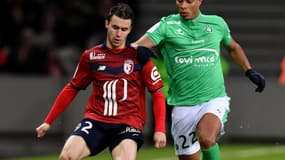 Sébastien Corchia devant Kevin Monnet-Paquet