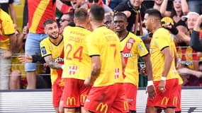 Lens