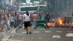 Des affrontements ont opposé certains manifestants et les forces de l'ordre pendant des heures, à Paris.