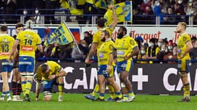 Les avants de Clermont lors du match contre Toulouse en Top 14, le 1er janvier 2022