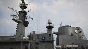 Le logo de l'Otan sur la frégate "Regina Maria", amarrée au port militaire de Constanta, en Roumanie, le 4 mars 2022 (photo d'illustration)

