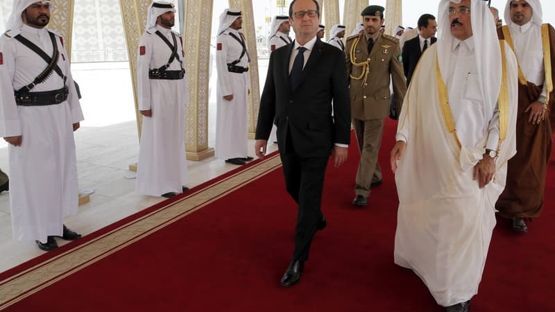 François Hollande s'est rendu au Qatar afin d'y signer le contrat de vente de 24 Rafale.