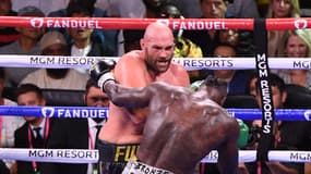 Tyson Fury a battu Deontay Wilder par KO 