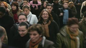 Dans son portrait social 2012 de la France, l'institut relève ainsi que, sur le dernier quart de siècle, la hausse de l'espérance de vie, d'une année environ tous les cinq ans, a été quasiment uniforme chez toutes les catégories professionnelles, pour les