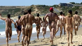 Un groupe de nudiste a été chassé d'une plage de Corse du Sud à coups de carabine (image d'illustration)