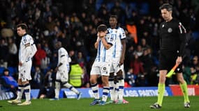 La détresse des joueurs de la Real Sociedad après leur élimination en demi-finale de la Coupe du Roi, le 27 février 2024