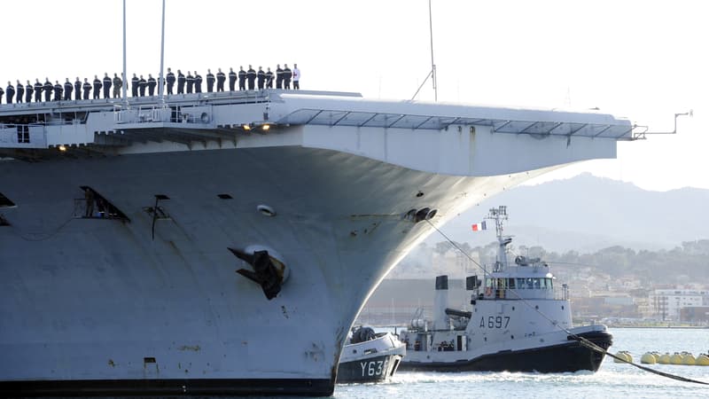 Une jeune matelot du porte-avions français Charles de Gaulle se tue lors d'une escale à Chypre