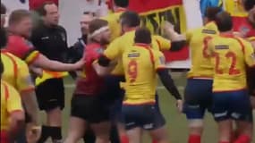 L'arbitre Vlad Iordachescu pris à partie par les joueurs espagnols