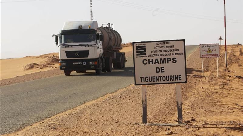 Le ministère algérien de l'Intérieur a annoncé samedi que trente-deux membres du commando "terroriste" responsable de la prise d'otages au complexe gazier de Tiguentourine, au Sahara algérien, ainsi que 23 otages avaient trouvé la mort. /Photo prise le 19