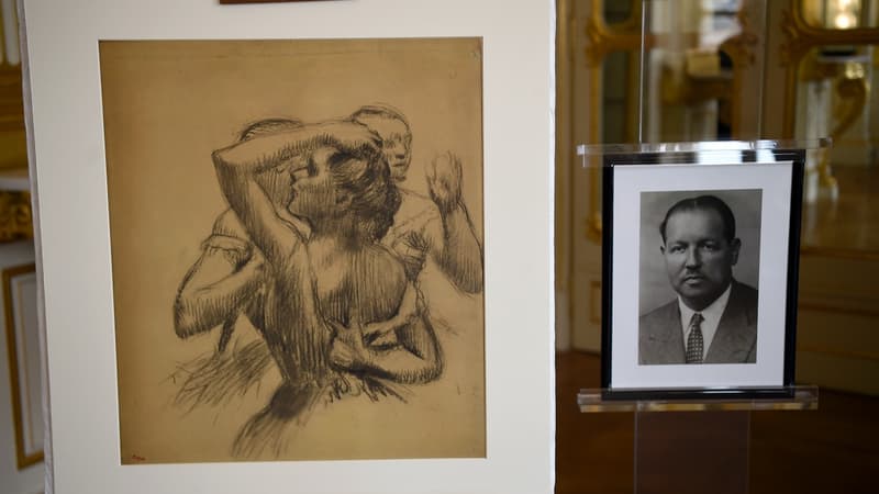 "Trois danseuses en buste" d'Edgar Degas aux côtés de la photo de Maurice Dreyfus.
