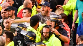 Les CRS obligés d'intervenir pour séparer les supporteurs lors du match Lens-Lille en octobre 2023