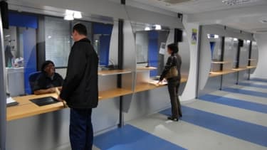 La masse salariale de la fonction publique devrait être gelée en 2013.