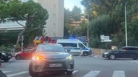 Les sapeurs-pompiers sont en cours d'intervention, ce jeudi 19 septembre, sur un feu dans un local poubelle de 20m2 dans un immeuble à usage d'habitation.