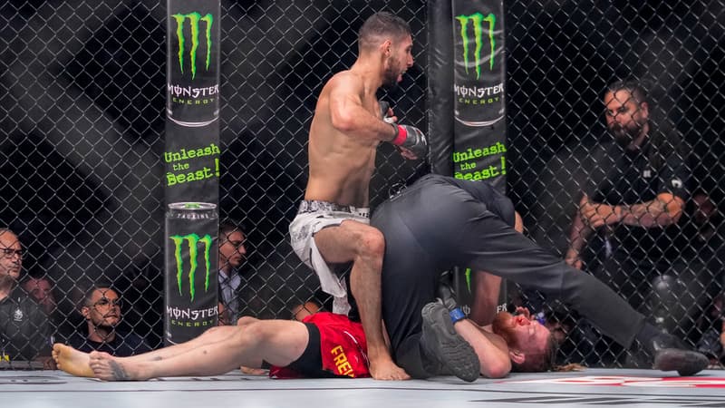 Fares Ziam aorès avoir mis KO Matt Frevaola à l'UFC Paris 2024, le 28 septembre 2024