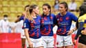 Chloé Jacquet, Fanny Horta et Shannon Izar avec l'équipe de France de rugby à 7