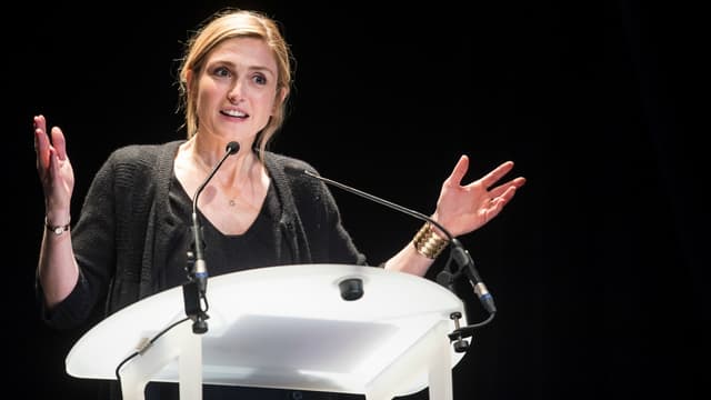 Julie Gayet.