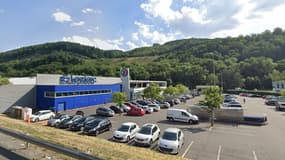 Le centre commercial E.Leclerc de Vindry-sur-Turdine en 2022