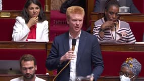 "5 milliardaires possèdent autant que 27 millions de Français": Adrien Quatennens étrille le gouvernement à l'Assemblée