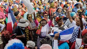 Manifestation à Mamoudzou sur l'île de Mayotte en soutien à l'opération Wuambushu, le 29 avril 2023