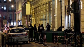 Six policiers ont réussi à interpeller trois des braqueurs.