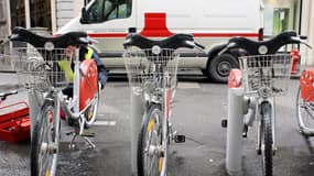 Un défaut de fabrication affecte plusieurs centaines de vélos de JCDecaux.