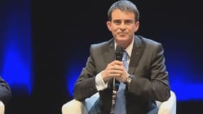 Manuel Valls s'est prêté lundi à une séance de questions-réponses avec des élèves de l'agglomération marseillaise.