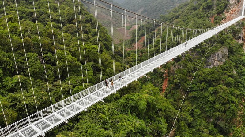 Le plus long pont en verre est au Vietnam et il est impressionnant