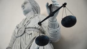 La Cour d'assises de l'Yonne a condamné jeudi à 12 ans de réclusion criminelle la belle-mère d'une fillette de six ans, et à 8 ans son père, pour "tortures et barbarie". (Photo d'illustration)