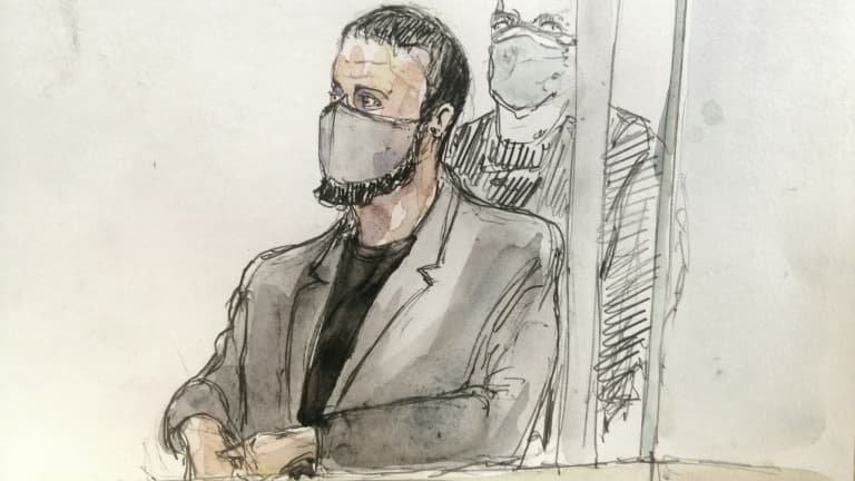 Croquis de Salah Abdeslam lors du procès des attentats du 13-Novembre 2015, le 28 septembre 2021 au palais de justice de Paris