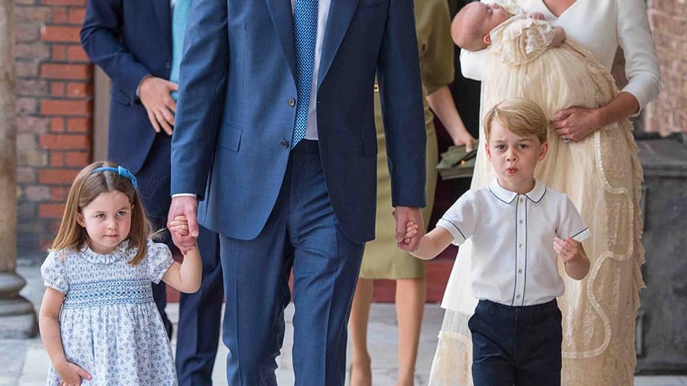 William, Kaet et leurs enfants, George, Charlotte et Louis. William, Kaet et leurs enfants, George, Charlotte et Louis.