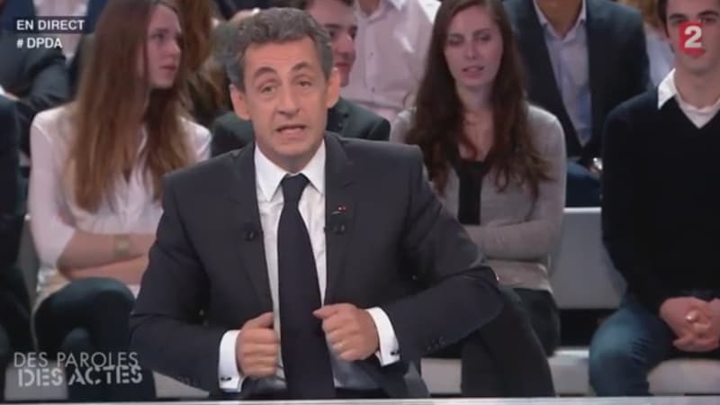 Nicolas Sarkozy sur le plateau de Des paroles et des actes.