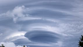Des nuages avant le passage du cyclone Belal, le 14 janvier 2024 à La Possession, sur l'île de la Réunion.