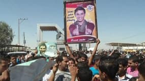Une foule compacte accueilli Mohammad Assaf mardi, à Gaza.