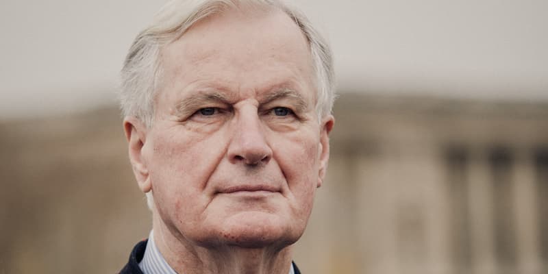 Le député LR de Paris Michel Barnier, lors des célébrations pour le 475e anniversaire des Bouquinistes parisiens, le 14 novembre 2025.
