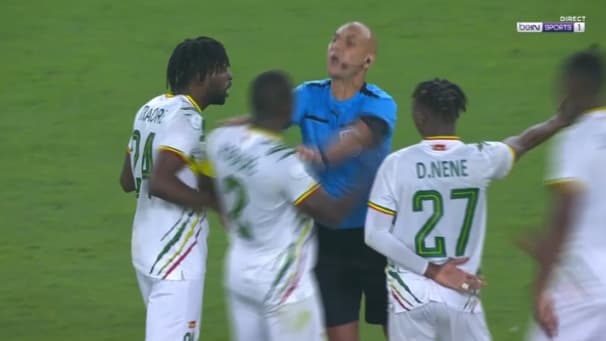 Fin de match tendue lors de Mali-Côte d'Ivoire, le 3 février 2024. Fin de match tendue lors de Mali-Côte d'Ivoire, le 3 février 2024.