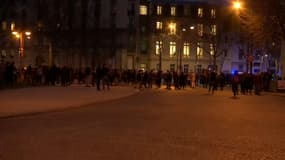 Des manifestants contre la réforme des retraites, place Vauban à Paris, le 20 mars 2023.