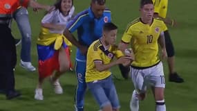 James Rodriguez tente d'échapper à ses fans