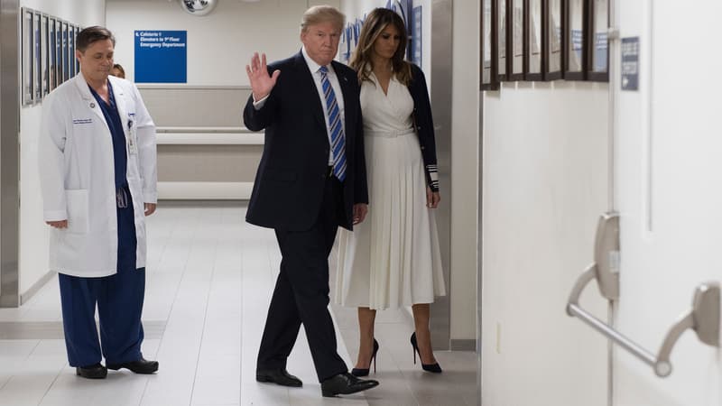 Donald et Melania Trump rendent visite aux victimes de la fusillade, en Floride, le 16 février.