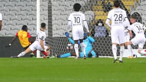 Alfred Gomis lors du match Lens-Rennes, à Lens le 6 février 2021