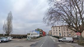 Un accident de la route est survenu le 17 mars 2024 à La Mulatière. La collision a eu lieu au niveau du 30, quai Pierre-Sémard.