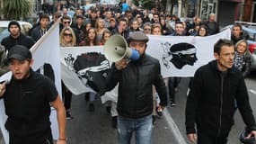 Une manifestation s'est déroulée dans le calme dimanche à Ajaccio après des violences dans un quartier sensible.