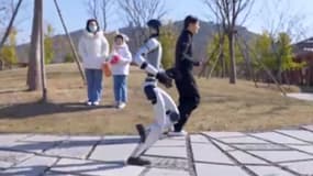 Des robots coureurs vont participer au semi-marathon de Pékin.