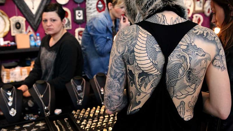 Un magnifique dragon aperçu lors de l'édition 2014 du Mondial du tatouage.