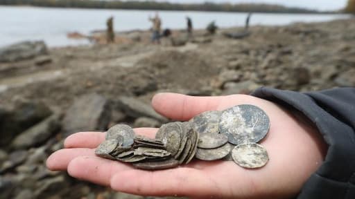 Plusieurs pièces d'or ont été retrouvées