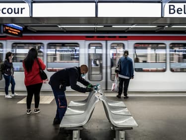 Opération de nettoyage dans le métro lyonnais avant le déconfinement