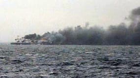 Un incendie s'est déclaré à bord du "Norman Atlantic", ferry assurant la liaison entre le port grec de Patras et le port italien d'Ancône.