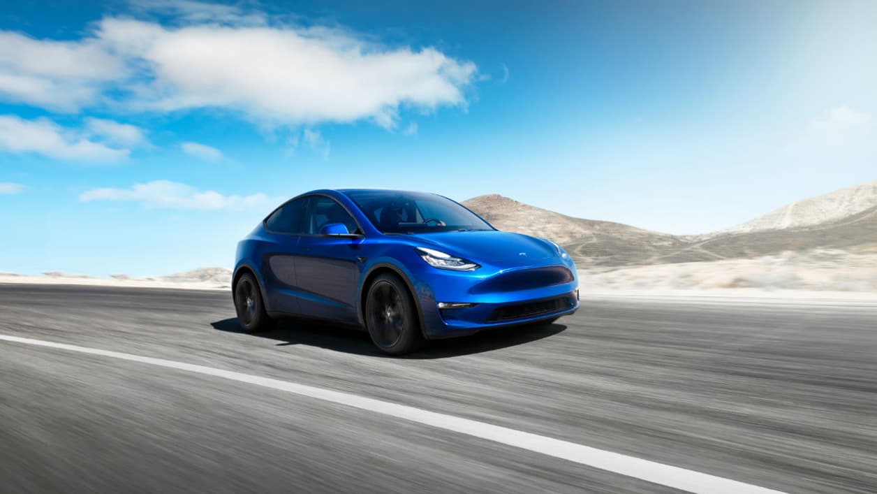 Le Tesla Model Y se présente comme un SUV de taille moyenne et 100% électrique bien sûr. Le Tesla Model Y se présente comme un SUV de taille moyenne et 100% électrique bien sûr.